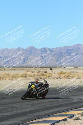 media/Jan-10-2025-CVMA Friday Practice (Fri) [[489e0da257]]/Group 4 and Trackday/Session 2 (Turn 4 Inside)/